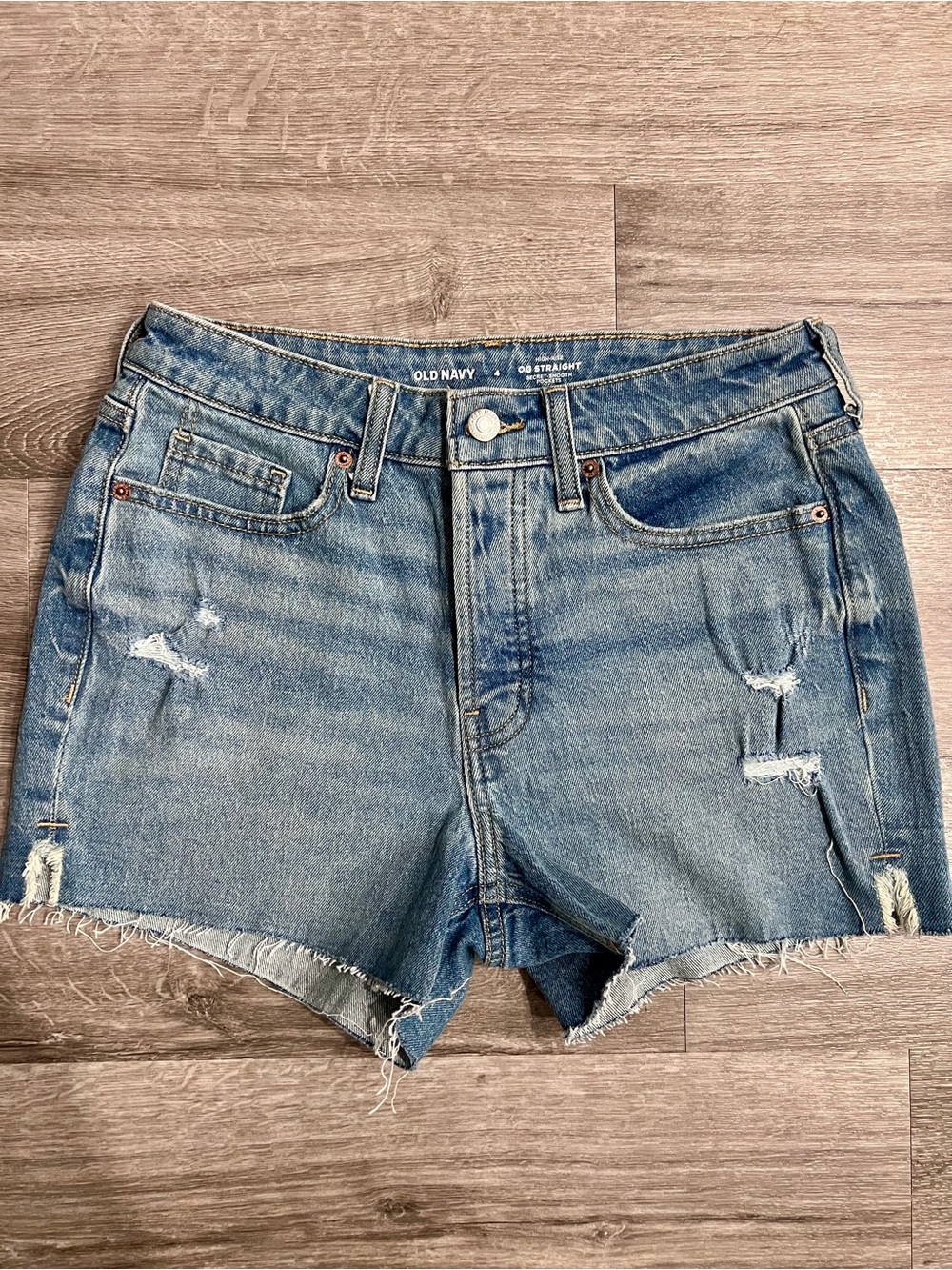 Old Navy OG Straight Distressed Denim Shorts
